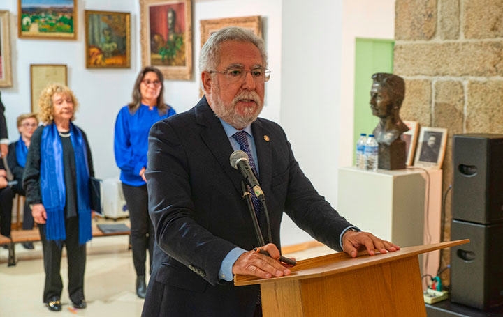 Trives acoge la exposición "Historia da Medicina Rural Galega", avalada por Asomega y SEMG