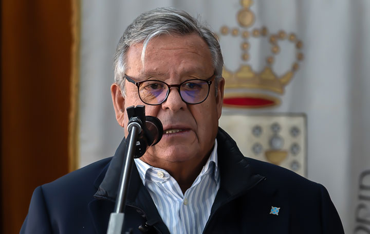 Julio Ancochea, presidente de Asomega, durante su intervención.