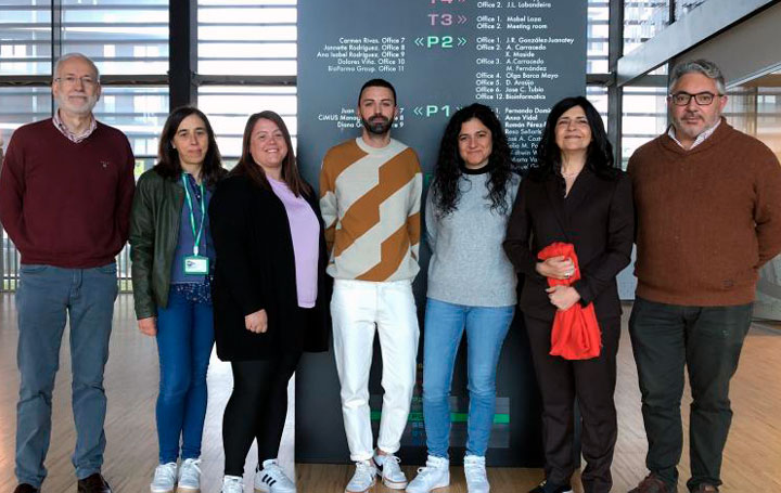 Los autores de la investigación: José Manuel Cameselle, Susana Bravo, María Suárez, Miguel Chenlo, Sihara Pérez, Clara Álvarez y Narciso Blanco.