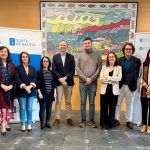 José Luis Mascareñas y Mª Teresa Moreira, directores del CiQUS; Patricia Argerey, directora de la Agencia Galega de Innovación; la química María Giménez, una de las investigadoras retornadas; Diego Peña, otro de los investigadores, también químico; Manuel Souto,otro investigador de Oportunius que se incorporó al CiQUS en septiembre; los recién incorporados Yolanda Prezado, radiofísica, y Carlos Sebastián Villasante, doctor en Economía Aplicada; María José Mariño y Mabel Loza, del CiQUS.